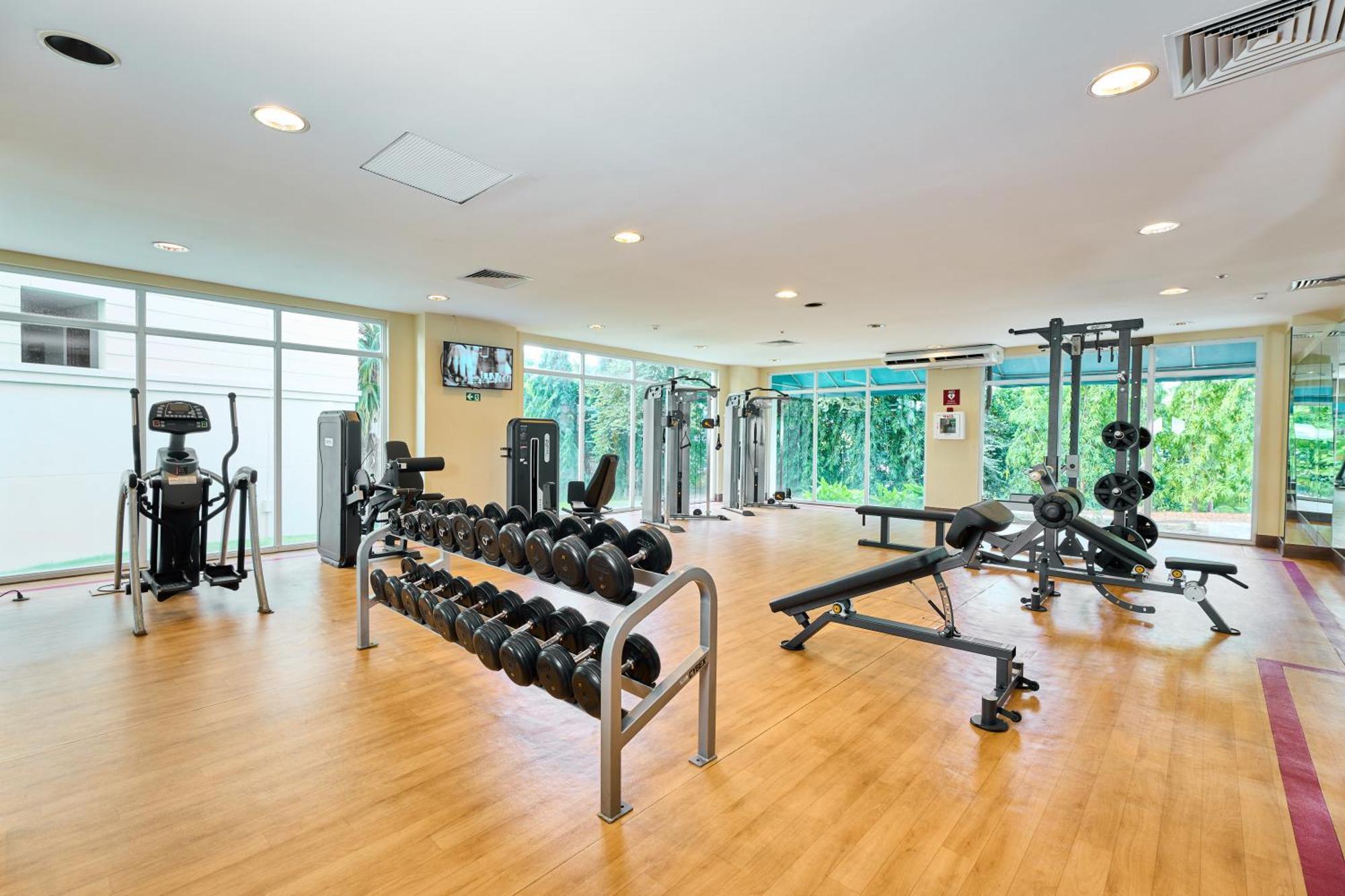Gran Evenia Bijao Hotel Santa Clara  Luaran gambar A typical gym